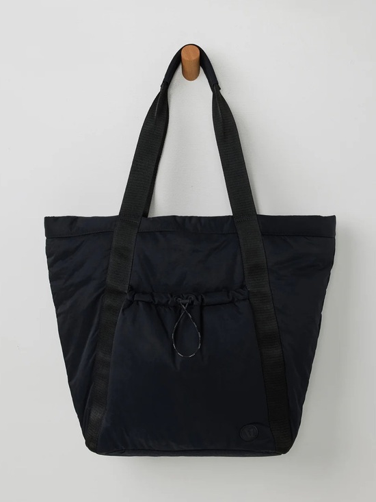 Vuori Handbags - VUORI•ALL AROUND TOTE•BLACK•OS